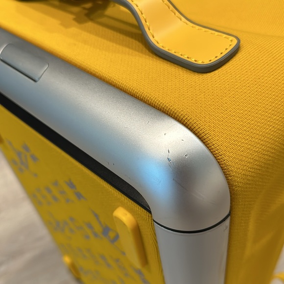 Louis Vuitton Duffle Bag Horizon Soft
Jacquard 55 Yellow - Picture 16 of 17